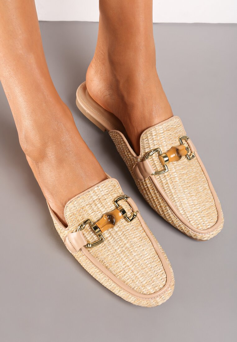 Papuci tip Mule bej împletiți cu cataramă metalică Atilera