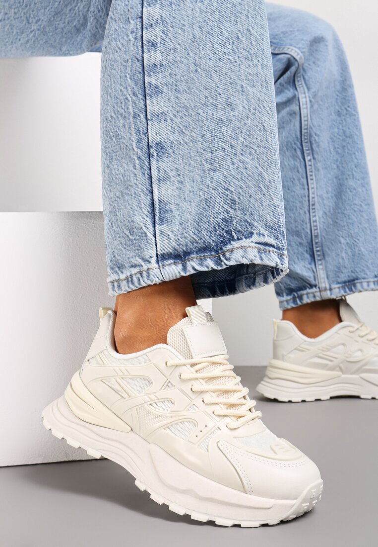 Adidași Bej cu șireturi pe talpă groasă cu inserții decorative Ilira