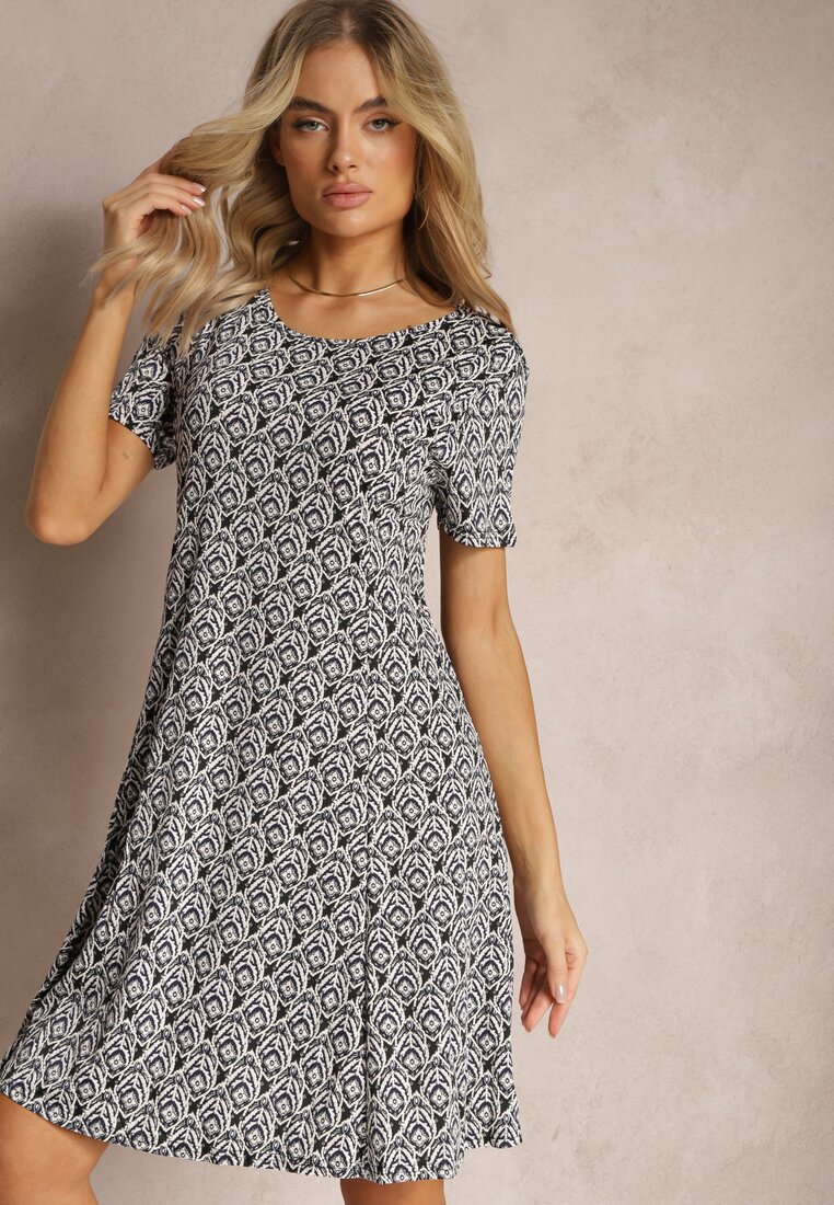 Rochie Negru-Alb Cloș din Viscoză cu Mânecă Scurtă și Imprimeu Mozaic Hyacina