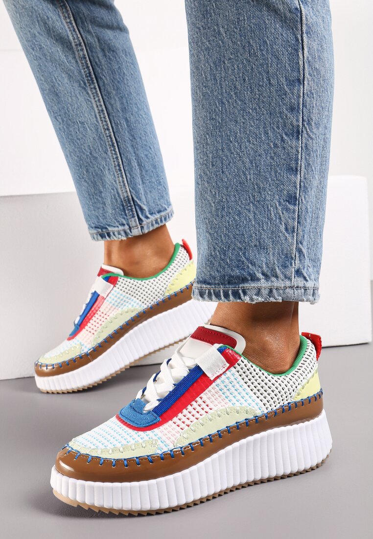 Adidași Alb-Maro cu Platformă Decorați cu Nituri și Inserții Patchwork Jeneria