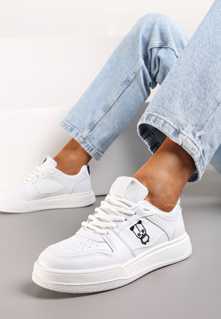 Adidași Albi cu Perforație Fină și Imprimeu Mic Fredomia