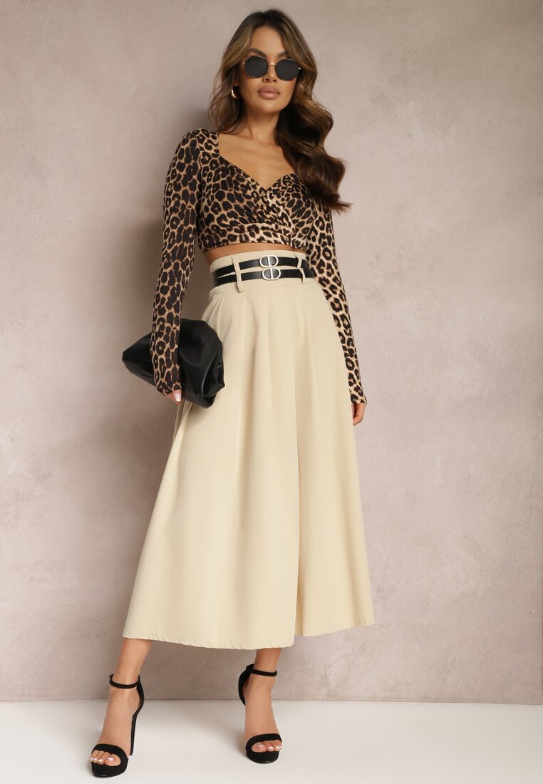 Fustă evazată plisată bej deschis cu două curele cu catarame Jaleara