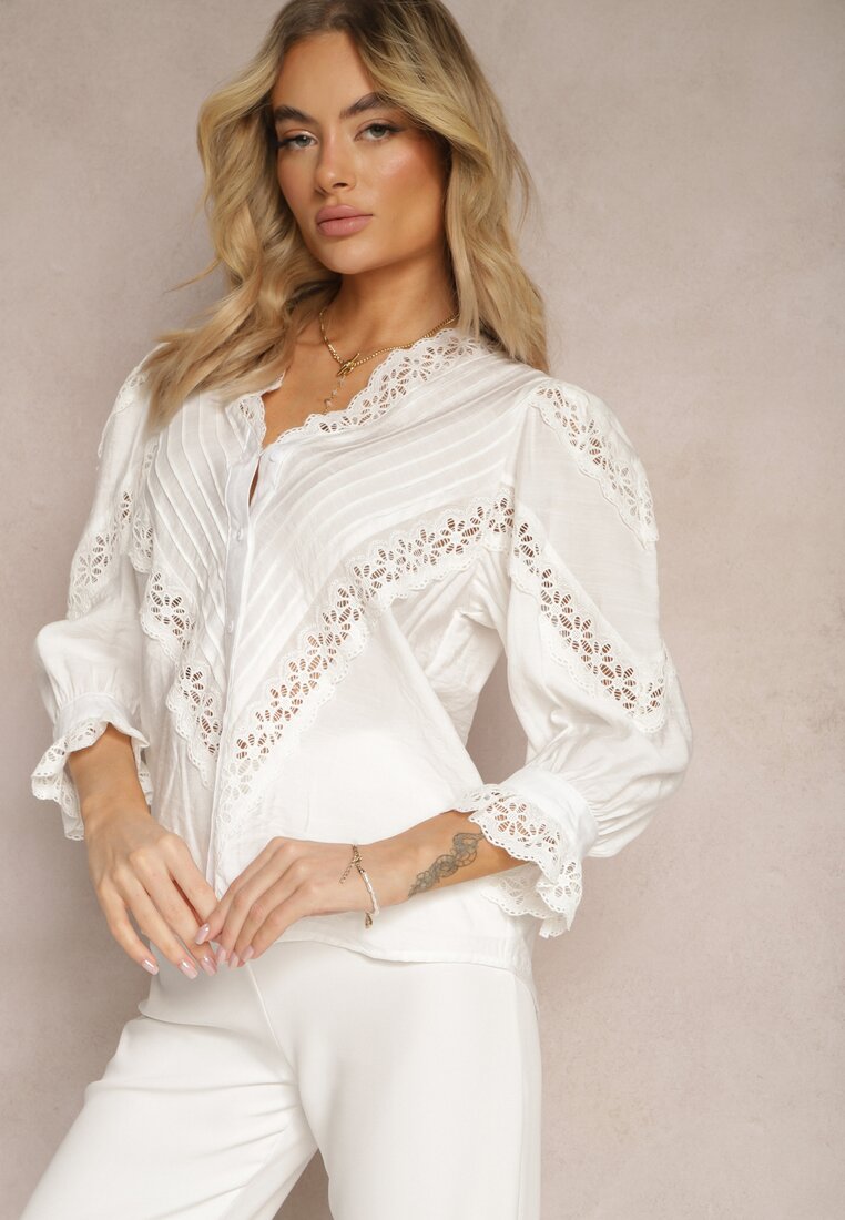 Cămașă Albă din Viscoză cu Mâneci 7/8 Ornată cu Dantelă și Volănașe la Manșete Waerata