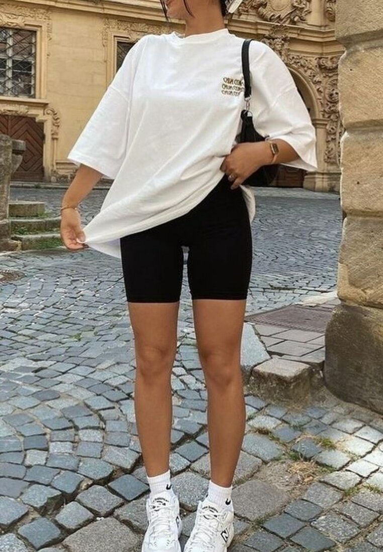 Pantaloni scurți Negri Sport Cicliști Striați High Waist Steiama