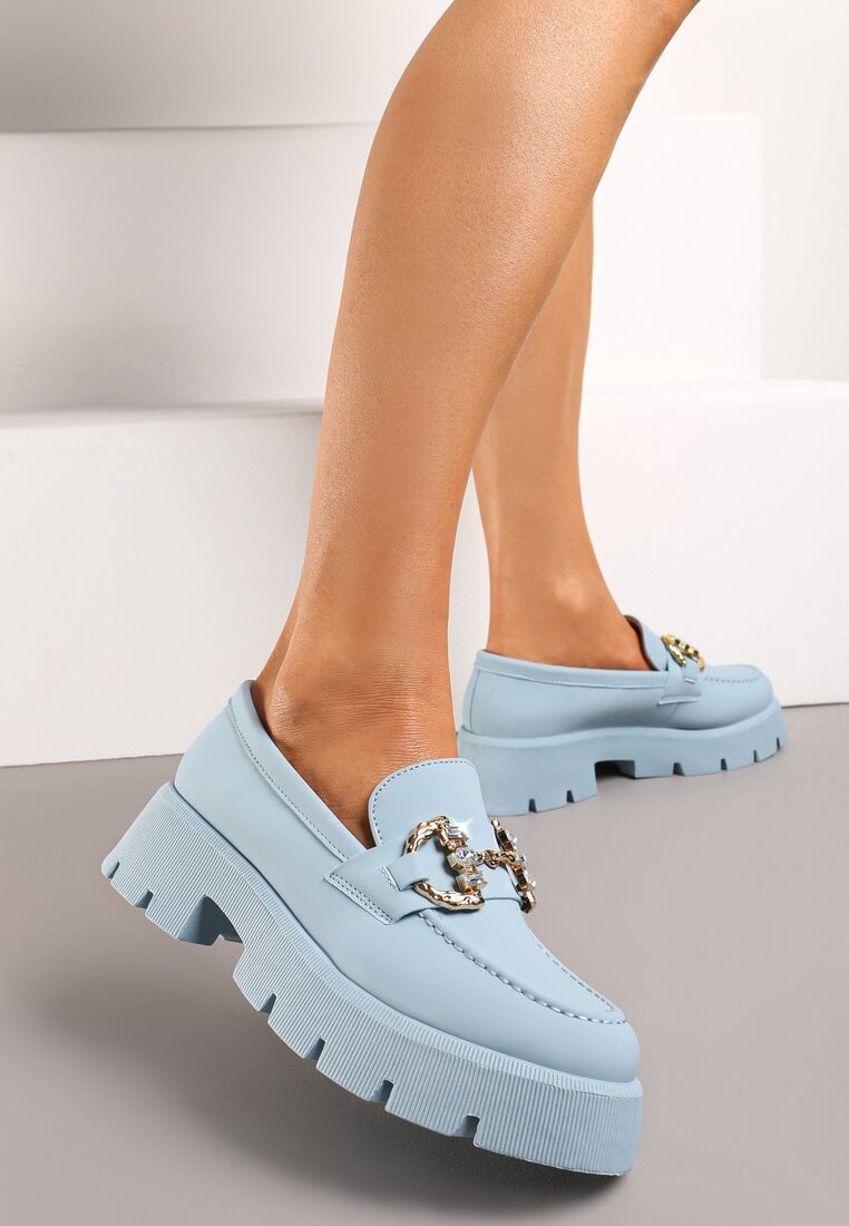 Jasnoniebieskie Mokasyny z Grubą Podeszwą w Kolorze Cholewki z Klamrą Rosarose