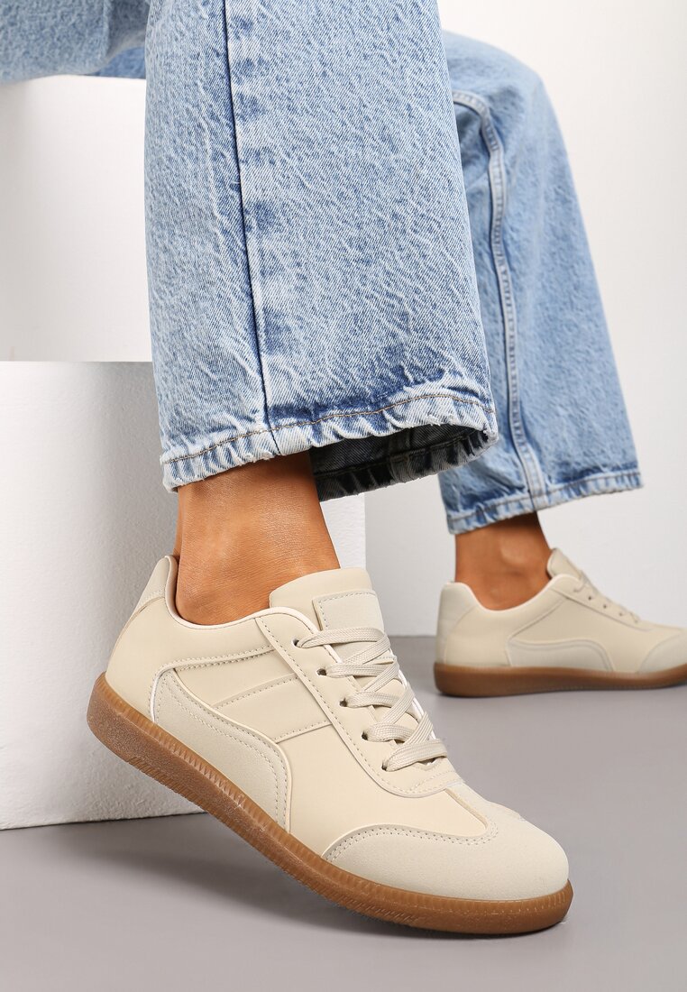 Adidași Bej cu Cusături Decorative cu croială joasă Redala