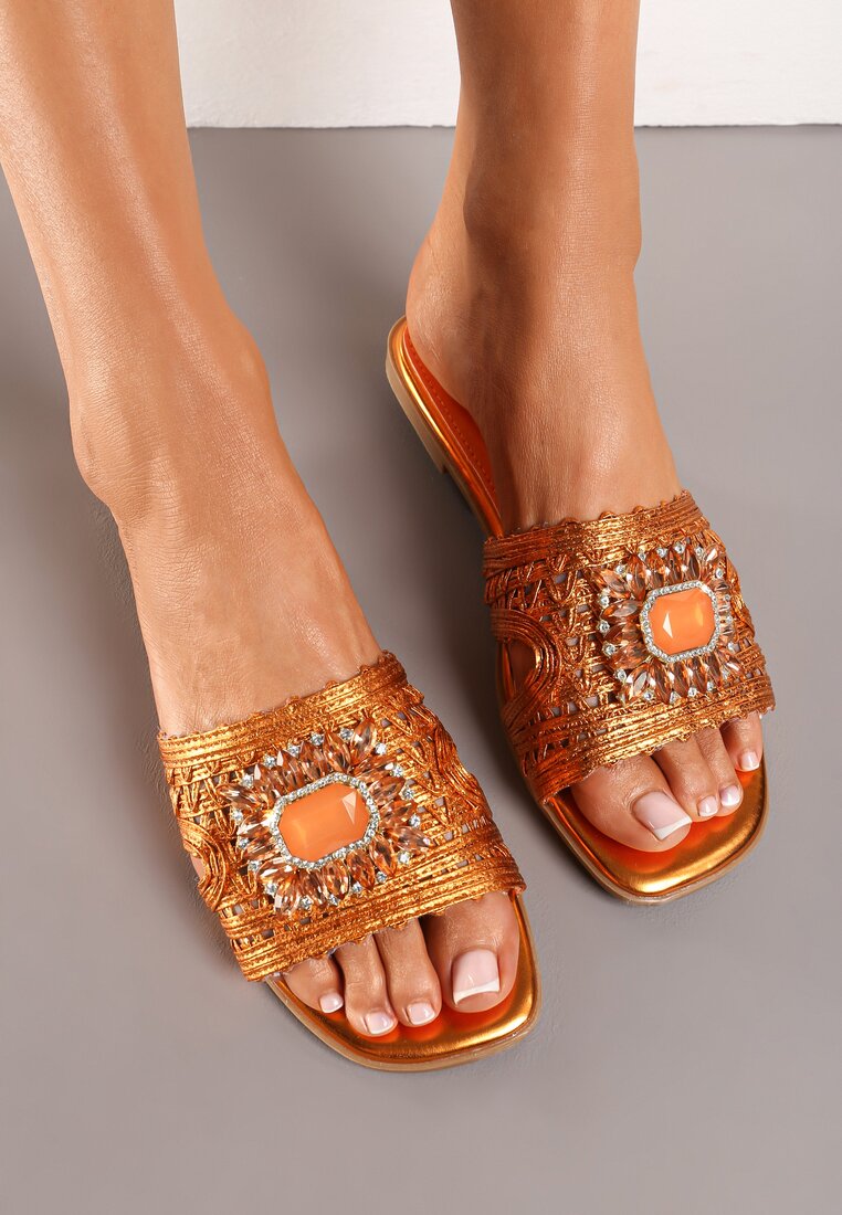 Papuci Portocalii din imitație de piele cu o baretă decorată cu pietre Allmina
