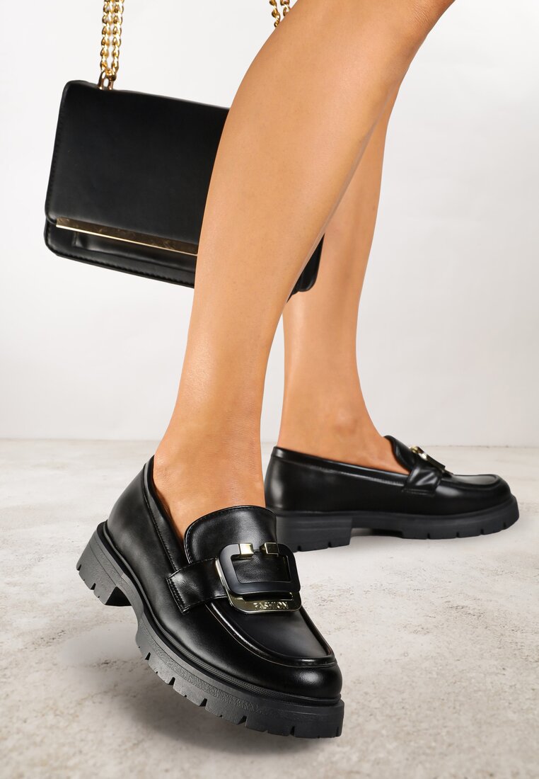 Mocasini Negri cu Talpă Plată Decorați cu Aplicație Metalică Evalith