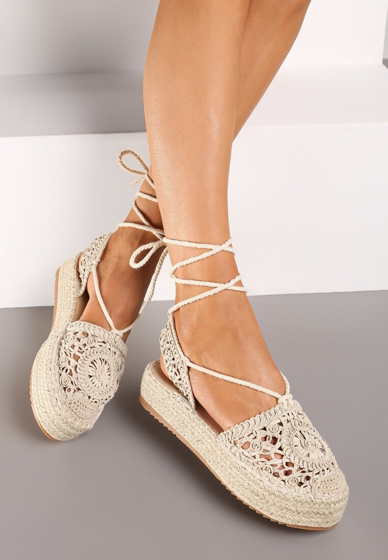 Espadrile bej legate ajurate cu talpă împletită Talea
