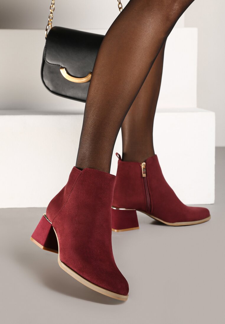 Botine grena din piele intoarsă ecologică cu toc jos decorat cu inserție metalică Brievia