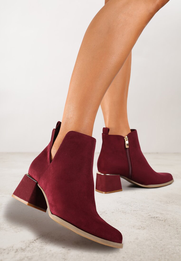 Botine Bordo cu toc gros cu decupaj și ornament metalic Lorethra