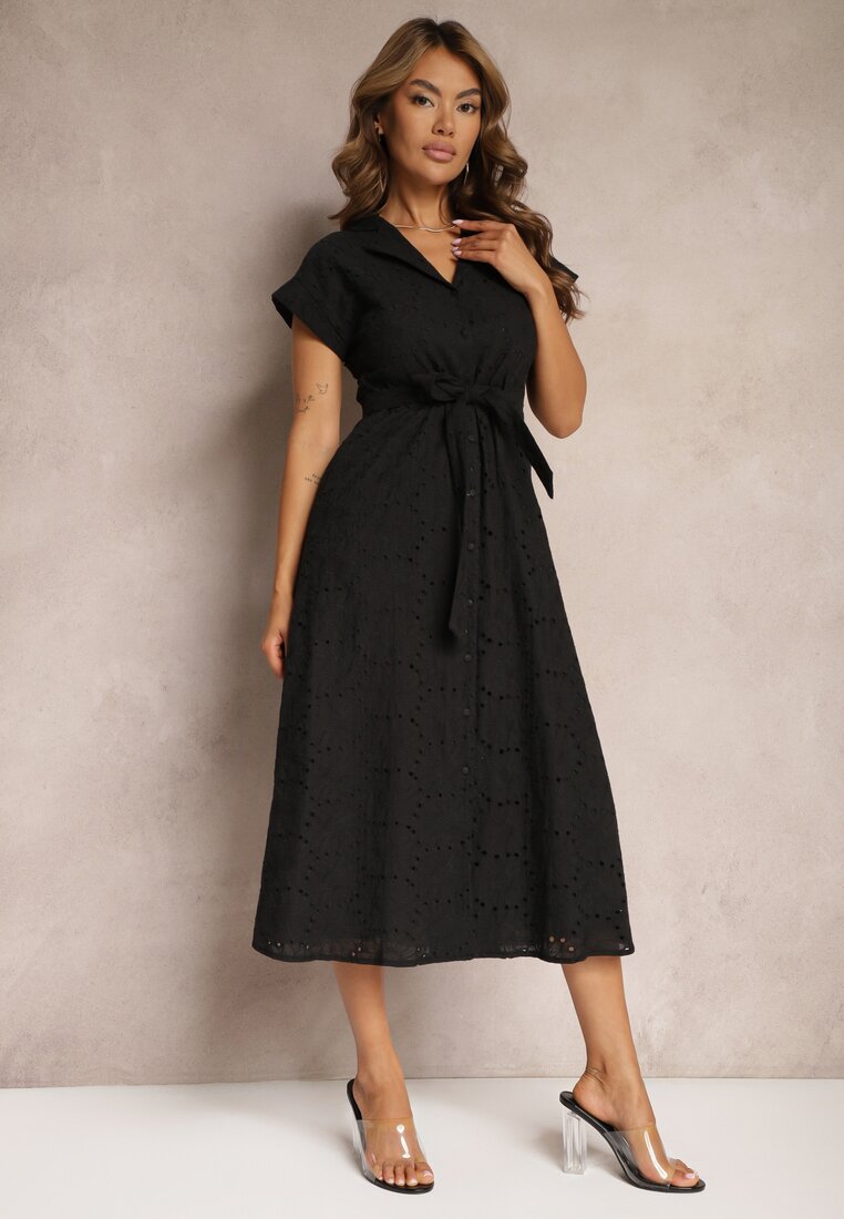 Rochie neagră din bumbac ajurată, cu nasturi, cu croială tip cămașă și cordon Grosofia