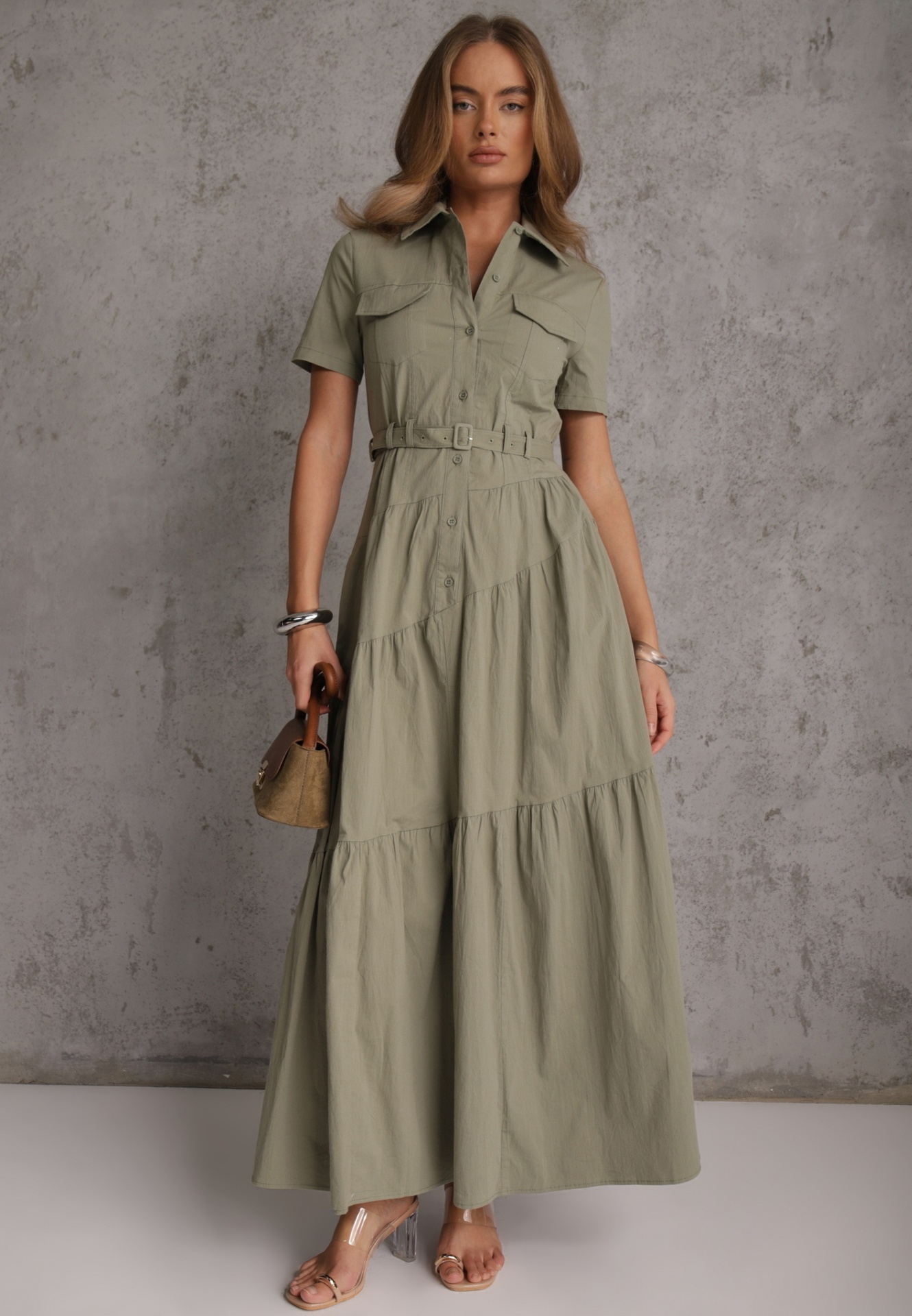 Rochie verde de bumbac evazată cambrată în talie Nenefia