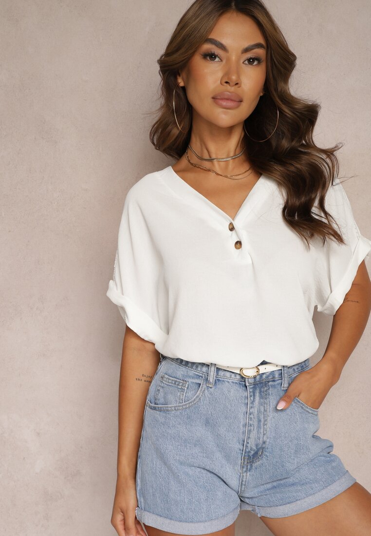 Bluză Albă din Viscoză decorată cu inserții ajurate și nasturi Vimalenna