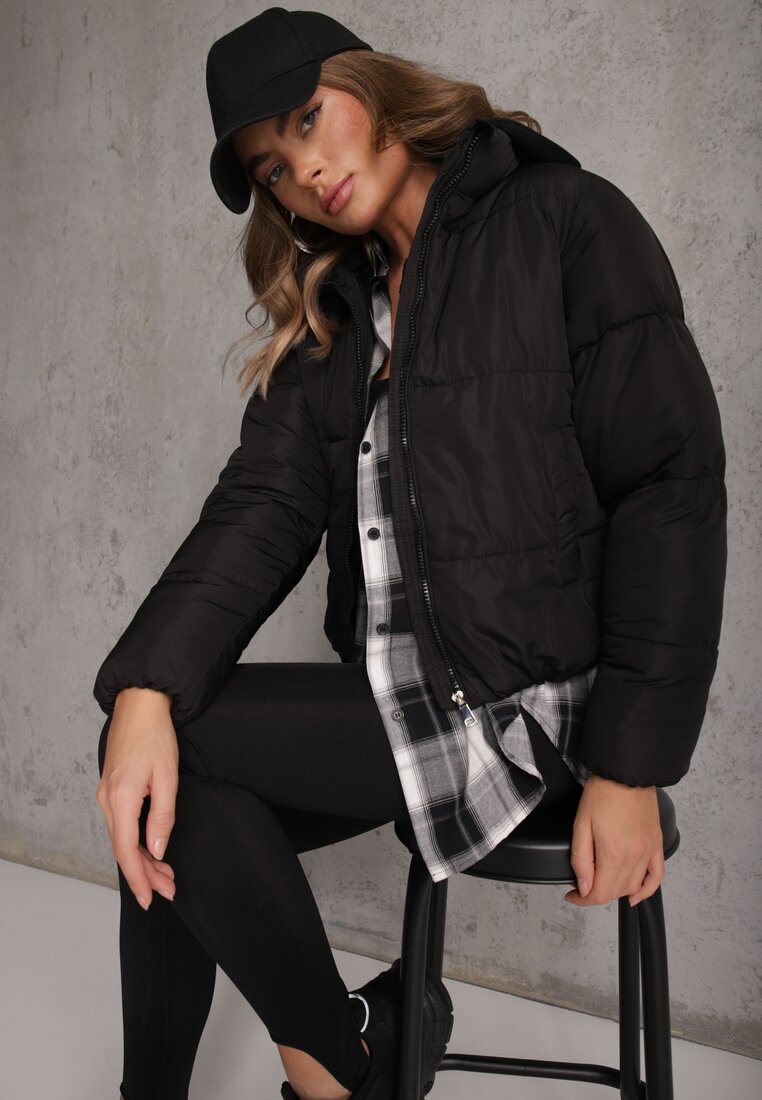 Jachetă Neagră Matlasată Finisată cu Glugă Aviatoria