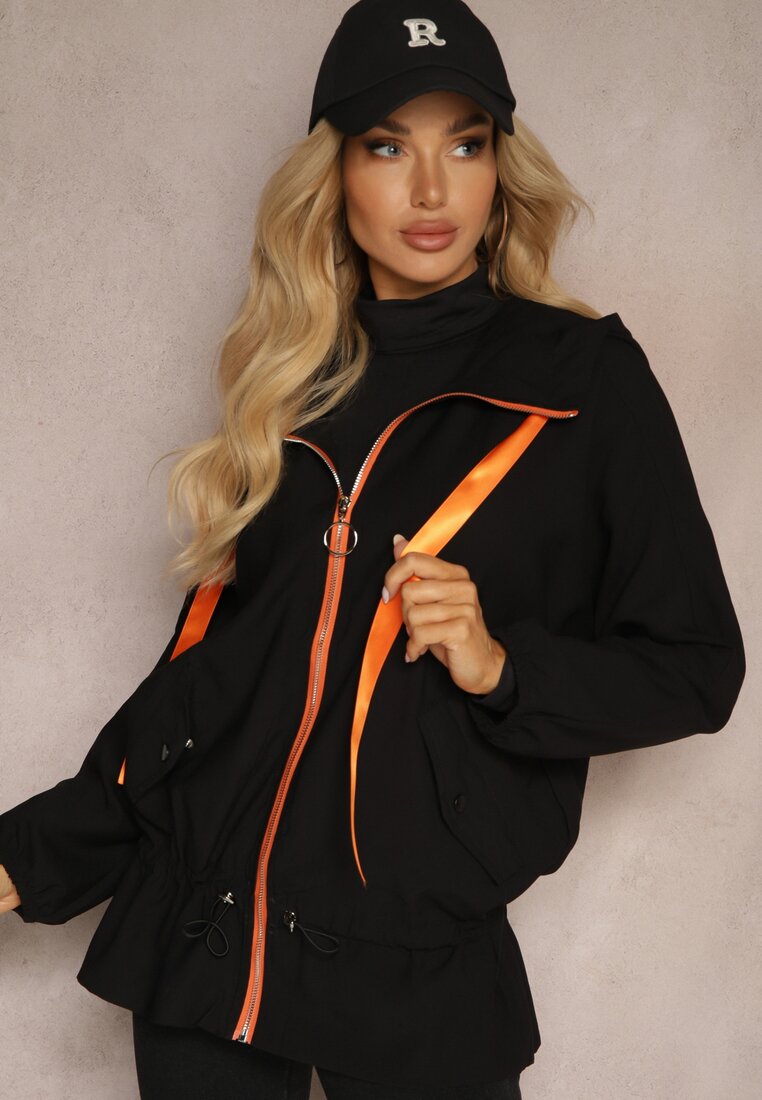 Geacă Neagră cu bumbac decorată cu panglici cu glugă și detalii elastice Valentis