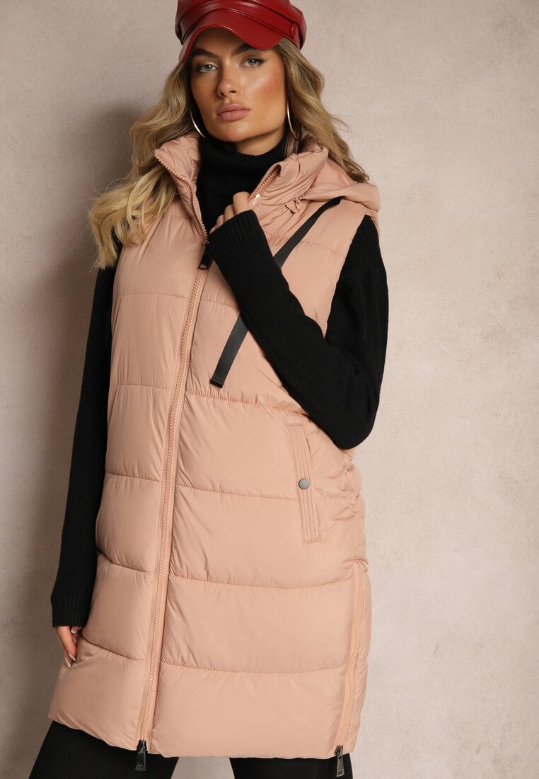 Vestă Roz Lungă cu matlasare decorativă și glugă detașabilă Neriora