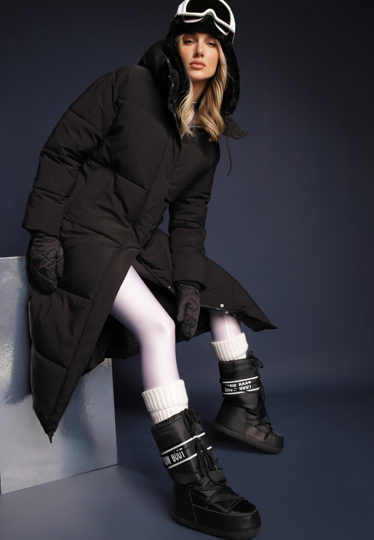 Geacă Lungă Neagră cu Matlasare cu Glugă Detașabilă și Buzunare Laterale Daitras