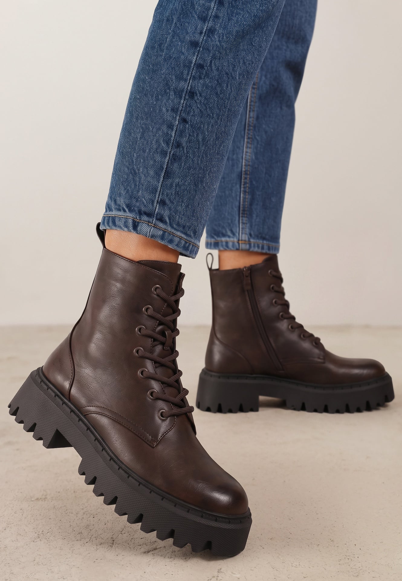 Botine Sairene Maro