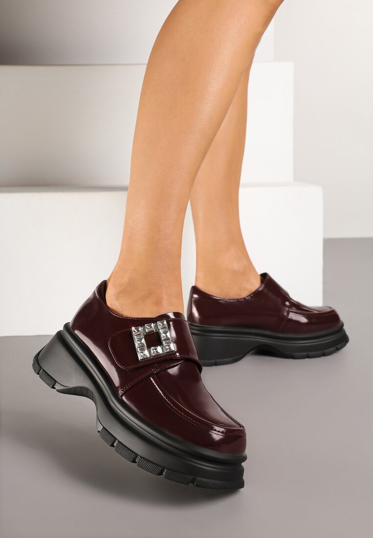 Pantofi Bordeaux Lăcuiți cu Platformă Decorați cu Zirconii Mezisha