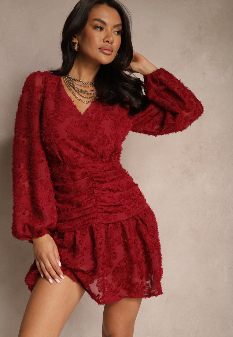 Rochie Bordo din Dantelă cu Croială Cambrată cu Decolteu Petrecut Nelabine