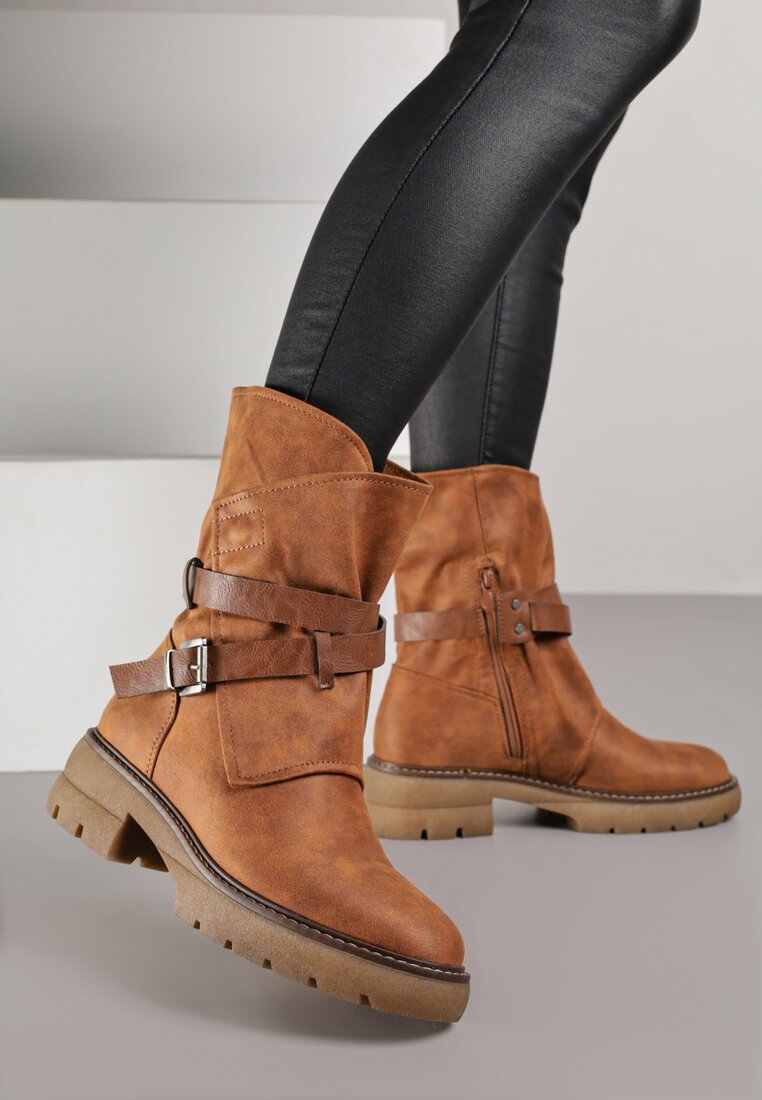 Ghete Maro cu carâmb neregulat decorat cu curele și catarame Zinbelle