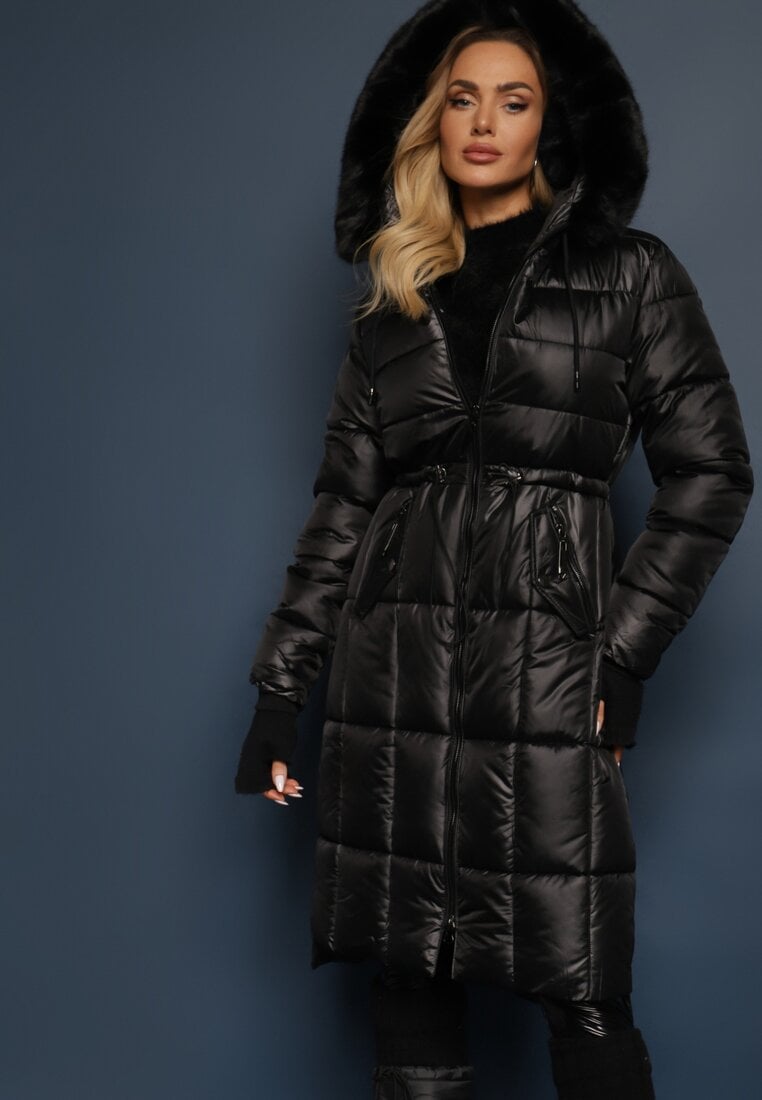 Jachetă Neagră cu Cusături Matlasate, Șnur în Talie și Glugă cu Blană Detașabilă Ravalin