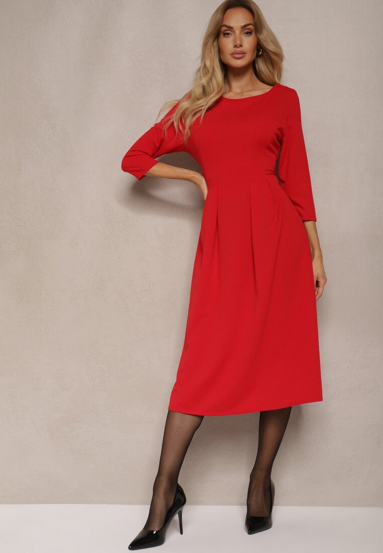 Rochie roșie cu croială cloș cu cusături decorative Reanelis