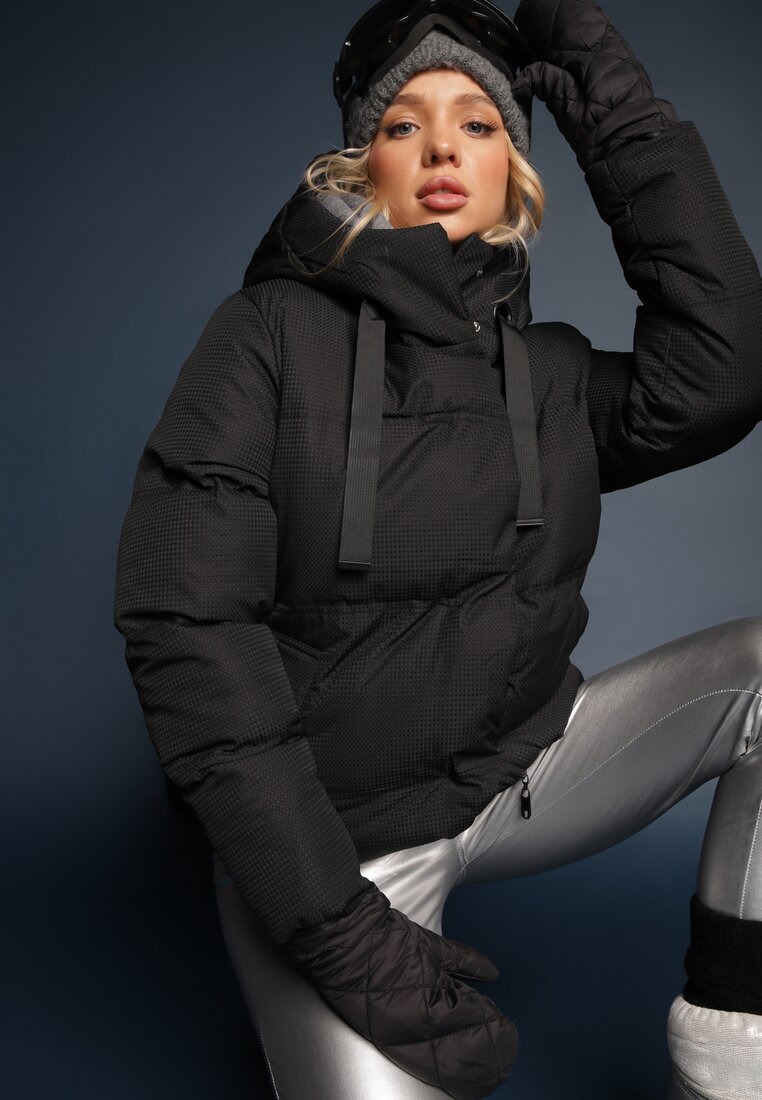 Geacă Neagră Basic Matlasată cu Glugă Nedetașabilă Vertirya