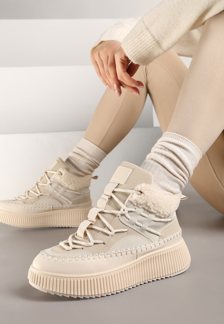 Cizme de zăpadă Bej Ghete tip trapper Vices cu blană tip miel și platformă Terivelle