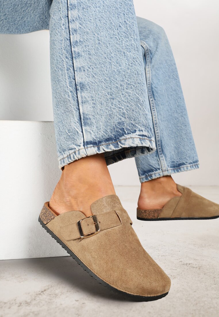 Papuci Bej închis Decorați cu cataramă pe baretă Zelevelis