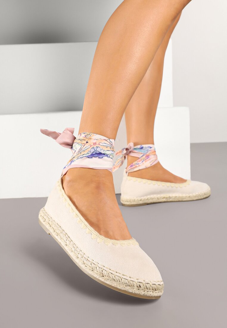 Espadrile bej cu legătură cu model la gleznă decorate cu împletitură Lortevia