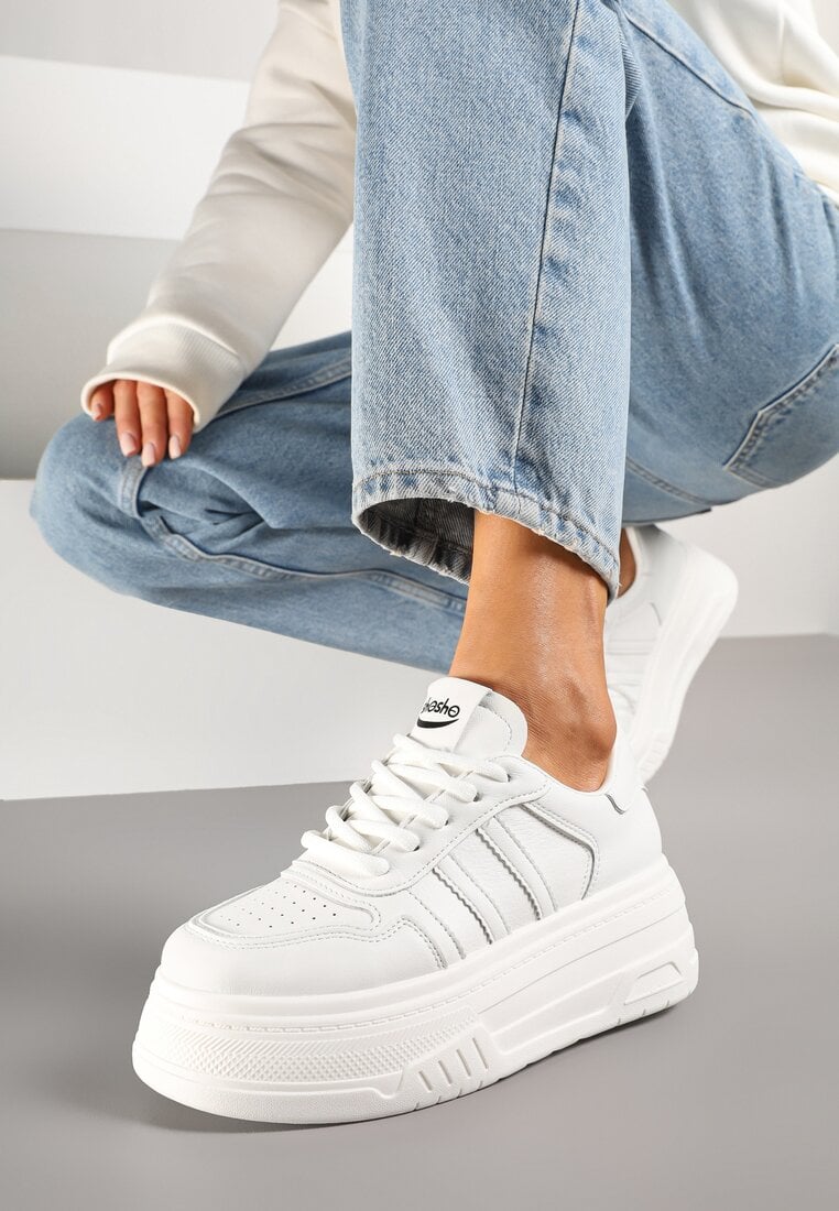 Adidași Albi cu platformă decorați cu curele și perforații Fonadel