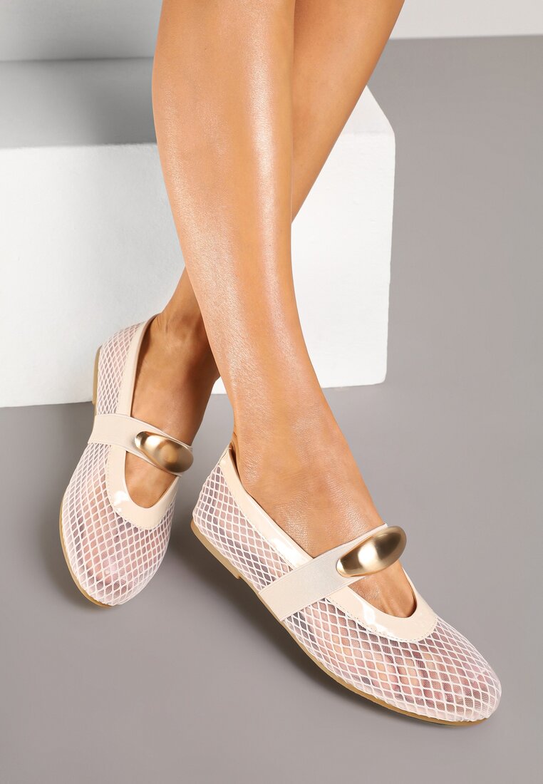 Balerini bej din plasă cu ornament metalic și curea Irelisa