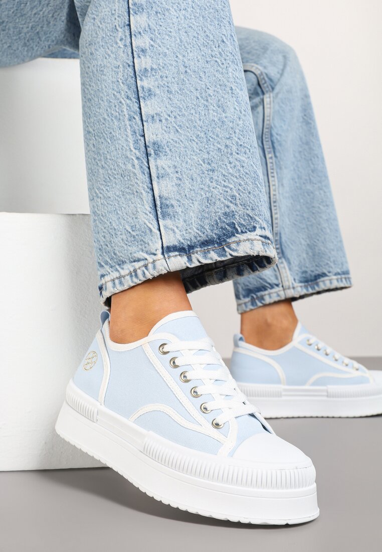 Tenisi Albastre cu Platformă cu Ornament Metalic Afleeria