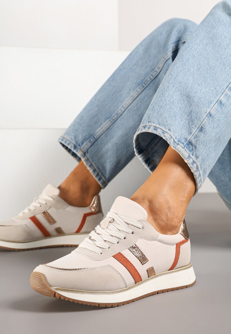 Adidași bej cu model metalic Alusa