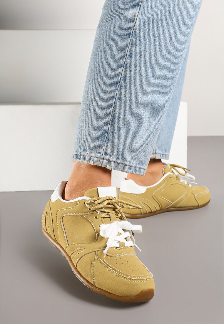 Adidași Galbeni cu Cusături Decorative și Șireturi Duble Telisaria