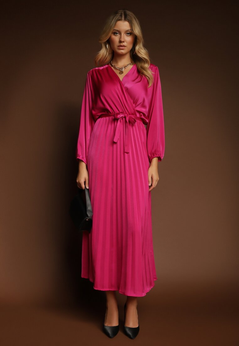 Rochie Maxi Fucsia cu fustă plisată și decolteu petrecut Basila