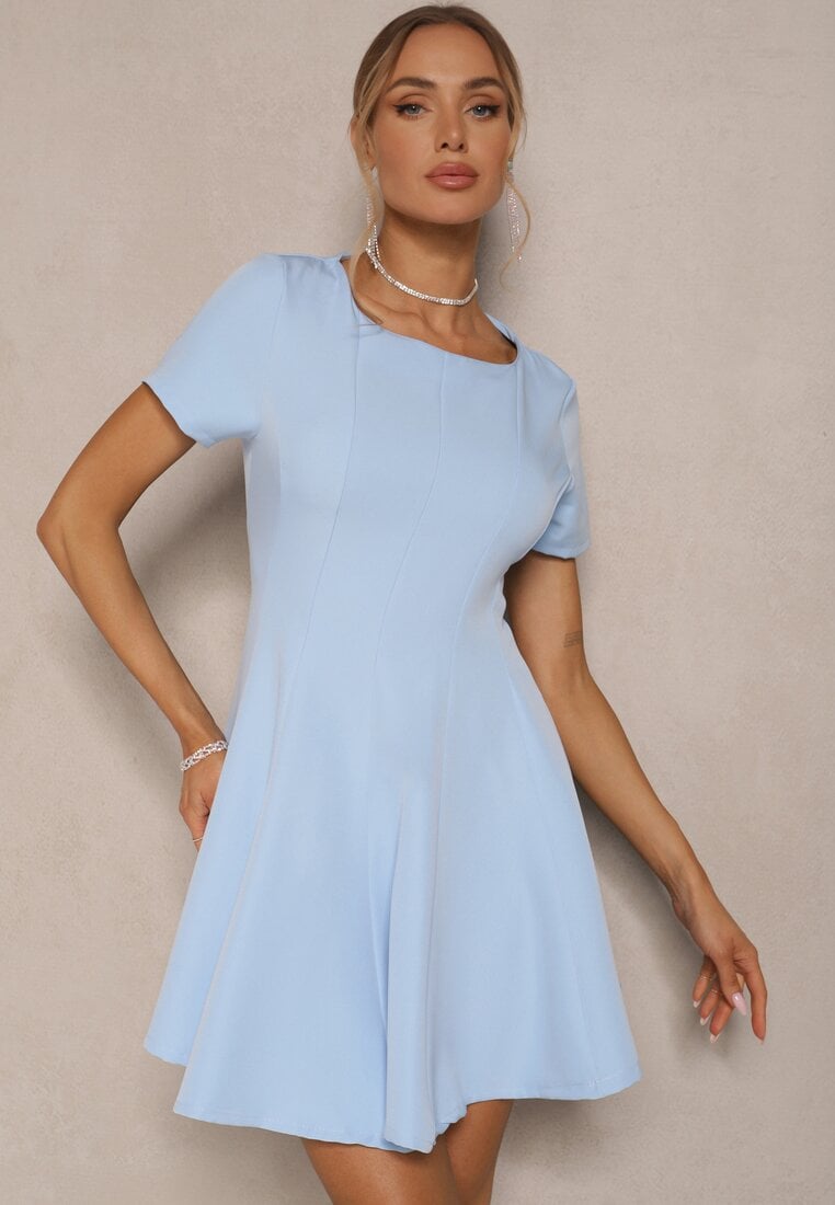 Rochie Albastru Deschis cu croi evazat cu mânecă scurtă decorată cu cusături Mepiza