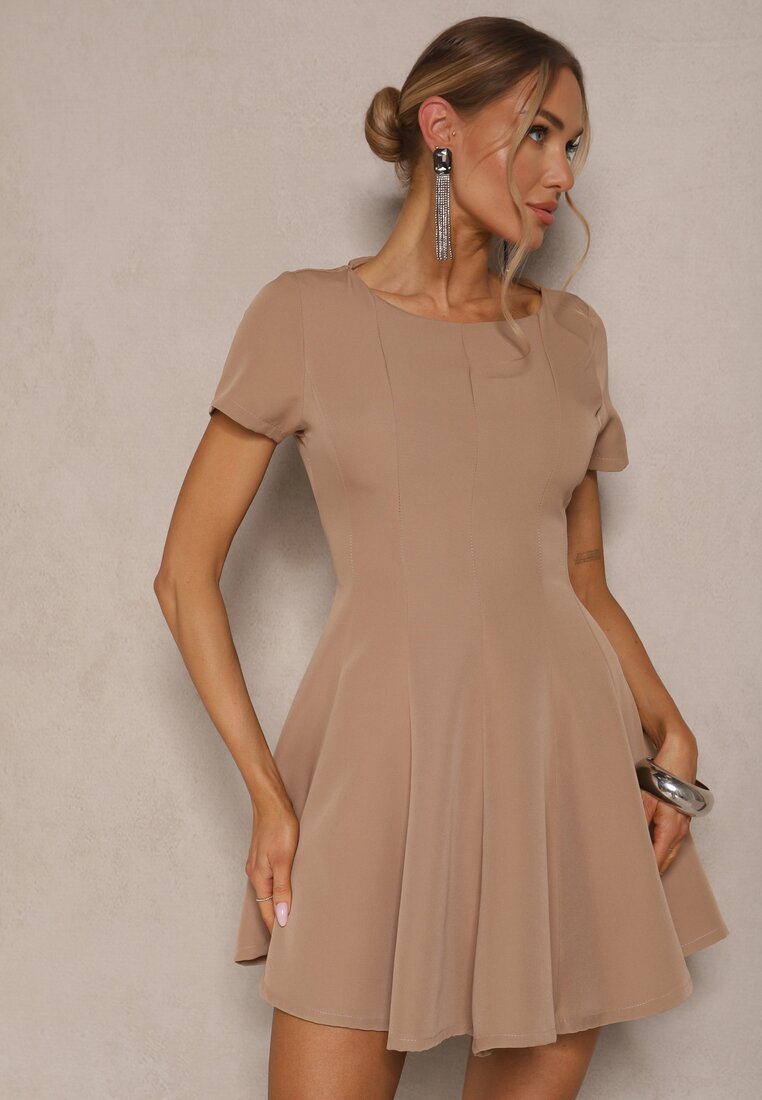 Rochie Bej închis cu croi cloș cu mânecă scurtă Decorată cu cusături Mepiza