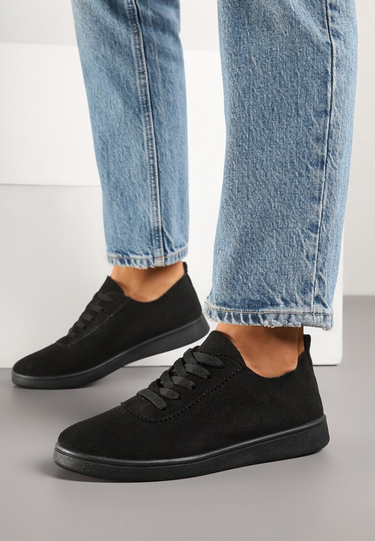 Adidași Negri cu caputa perforată Ellivene