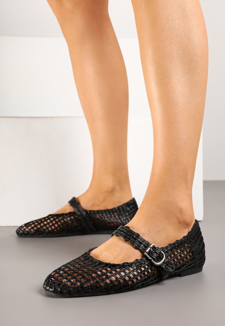 Balerini negri perforați în stil Mary Jane cu partea superioară împletită Deraelle