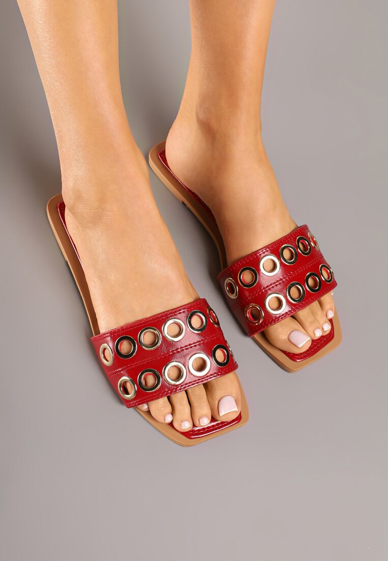Papuci Bordo-Roșii cu Nituri Metalice Meralesa