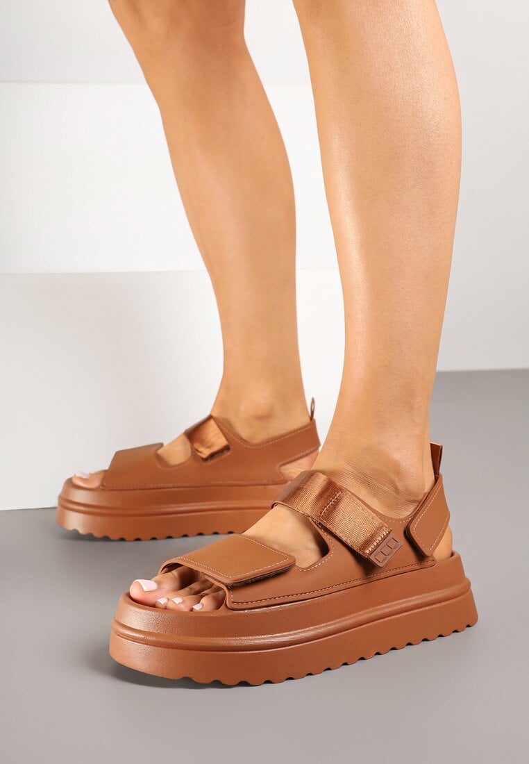 Sandale Maro cu Platformă Reliefată Galenola