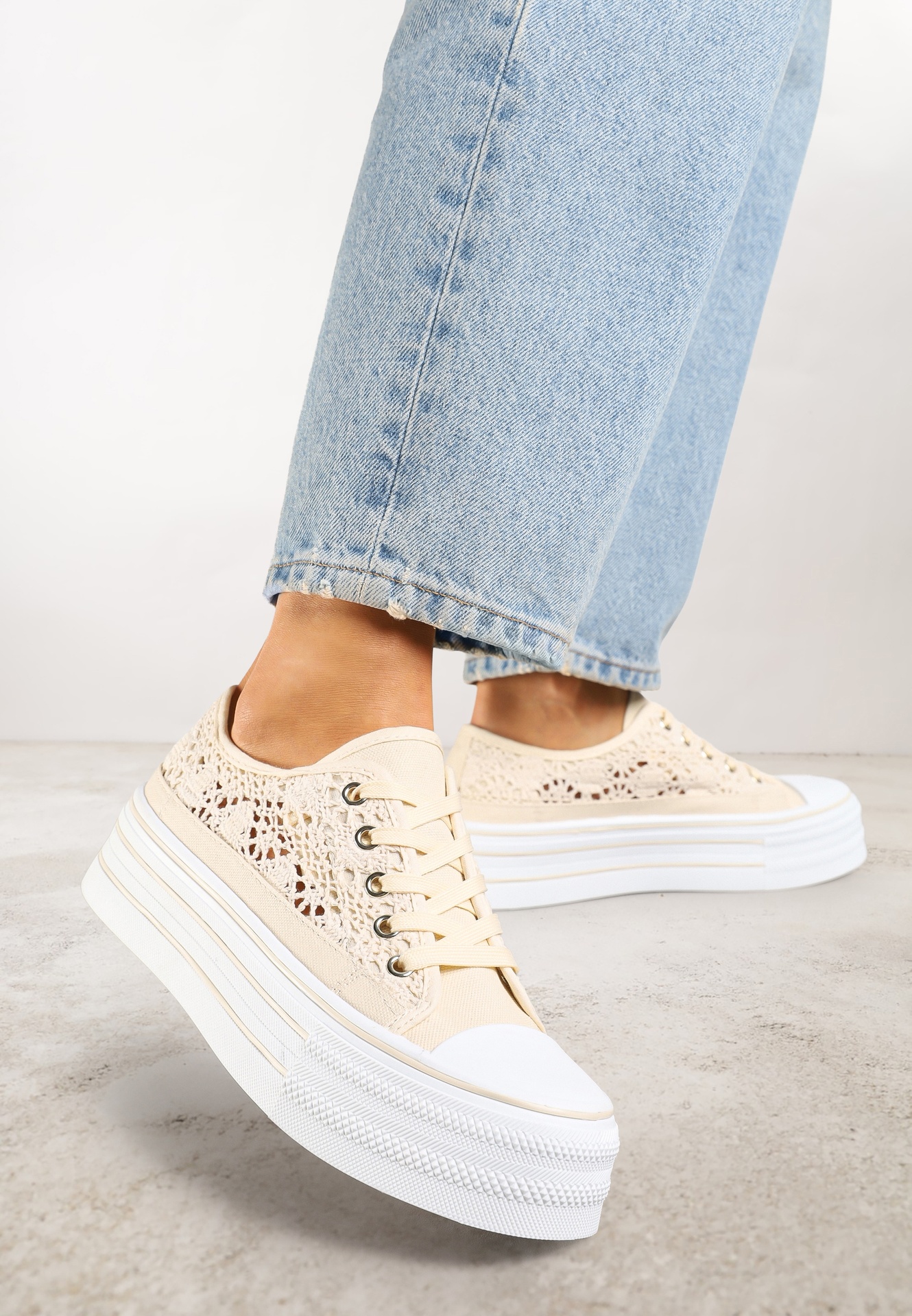 Tenisi Bej Ajurați cu platformă Felenna