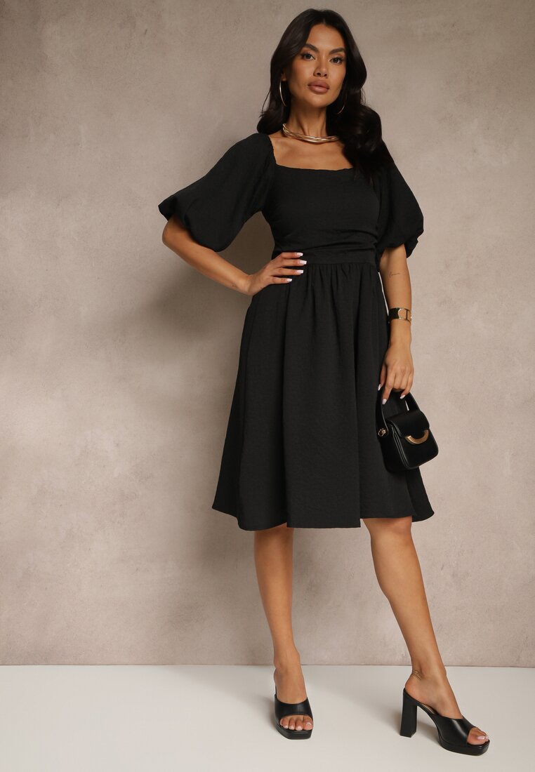 Rochie cloche neagră cu mâneci bufante și decolteu pătrat Mariwena