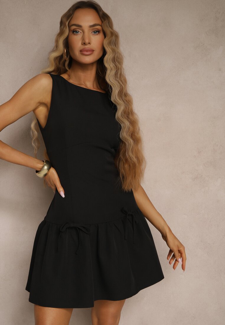 Rochie Neagră Vices Drop Waist Fără Mâneci Cu Fundițe și Volan Follena