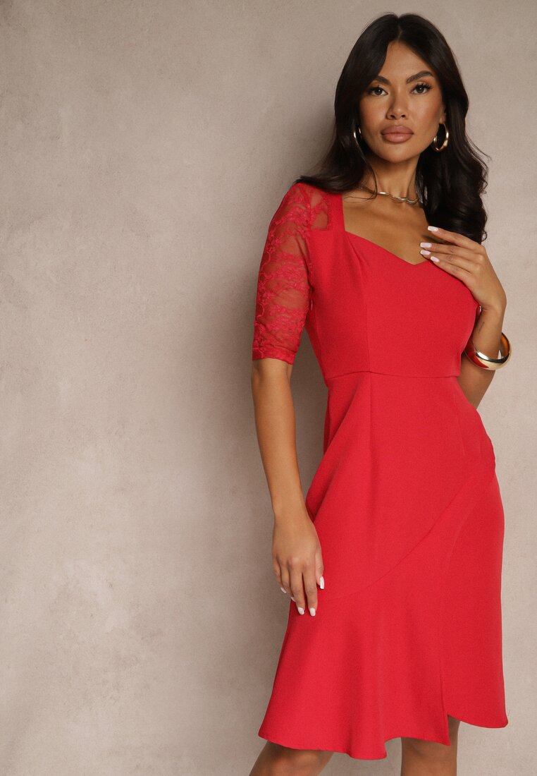 Rochie Roșie Mulată Vices cu Croială Asimetrică Decorată cu Dantelă Natileira