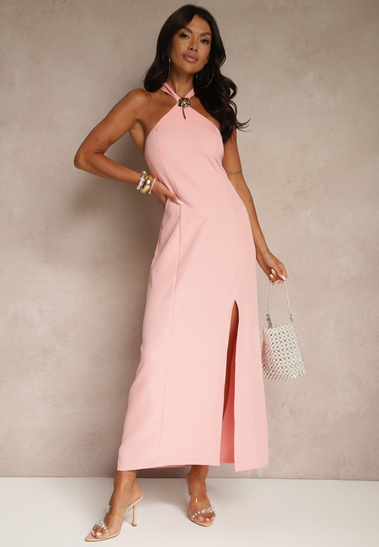 Rochie Roz cu Vâscoză cu Decolteu Halter și Broșă Decorativă Naliannae