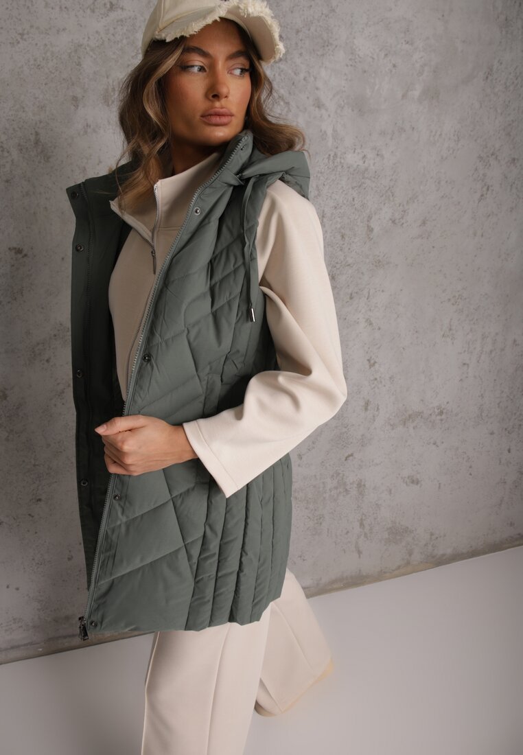 Vestă Verde Matlasată cu Croială Cambrată cu Glugă Tulonea